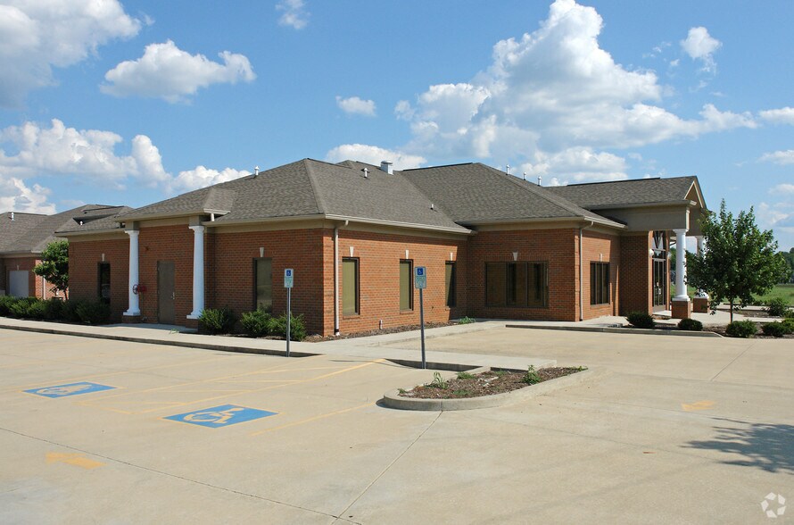 More Photos Of 309 Quecreek Cir, Smyrna Medical For Lease