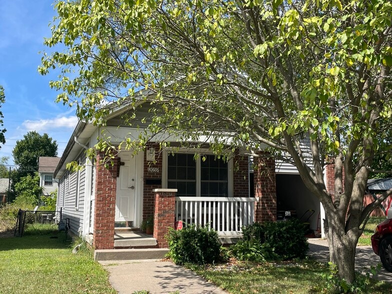 More Photos Of , Benton Harbor Multifamily For Sale