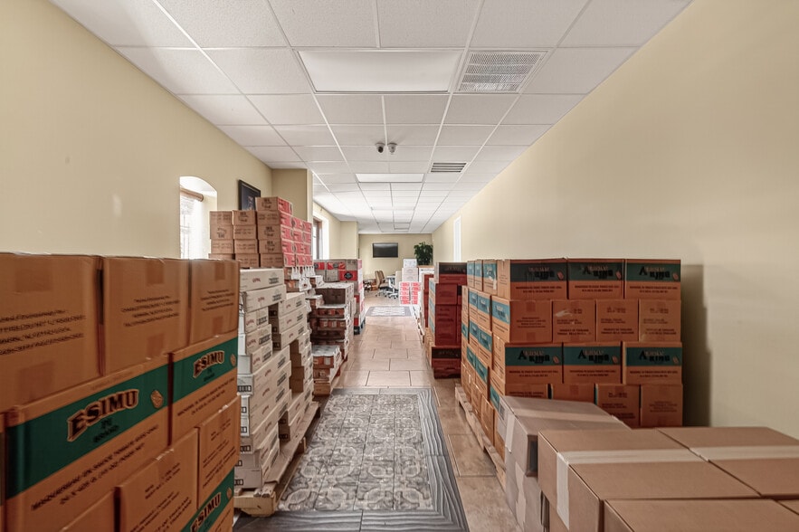 More Photos Of 3751 S Dairy Ashford Rd, Houston Storefront Retail Office For Sale