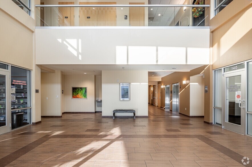 More Photos Of 900 Jerome St, Fort Worth Medical For Lease