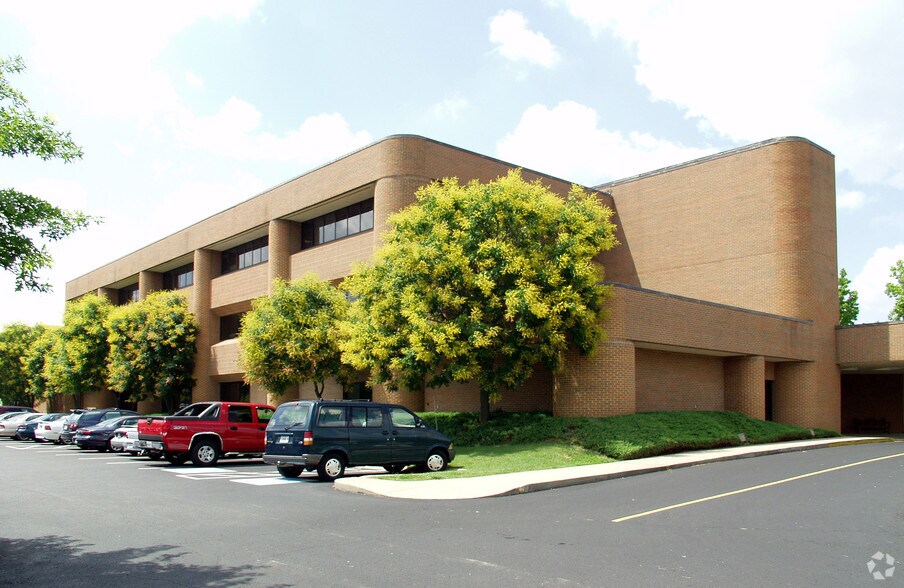 More Photos Of 5111 Maryland Way, Brentwood Medical For Lease