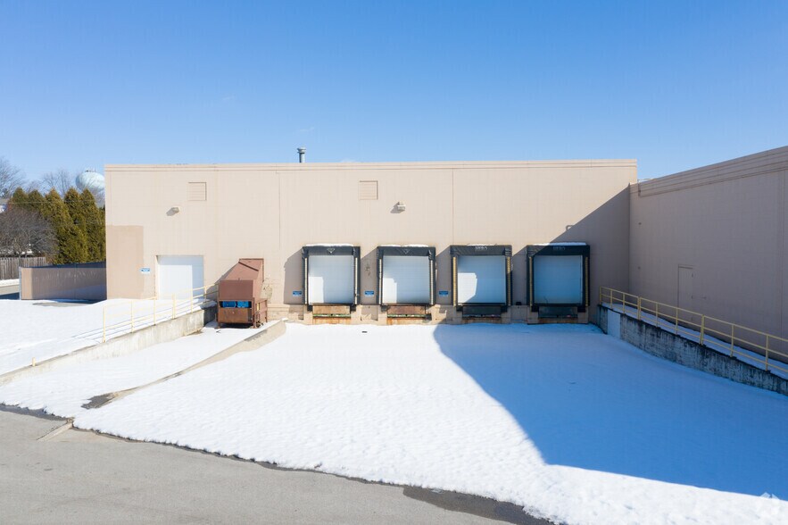 More Photos Of 1000 W Northland Ave, Appleton Freestanding For Sale