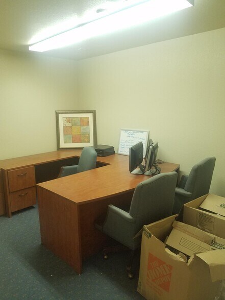 More Photos Of 2008 Hamilton Ln, Las Vegas Office For Sale