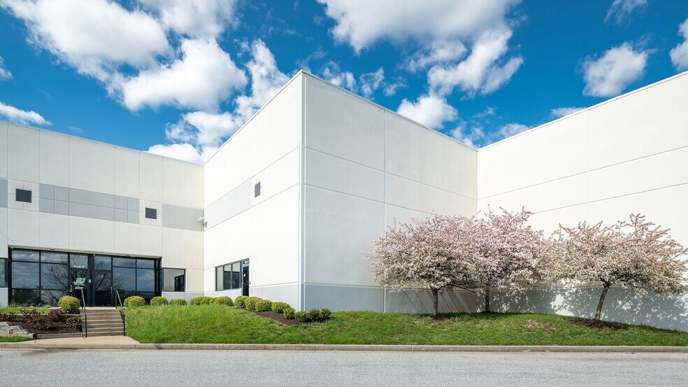 More Photos Of 6745 Business Pky, Elkridge Unknown For Sale