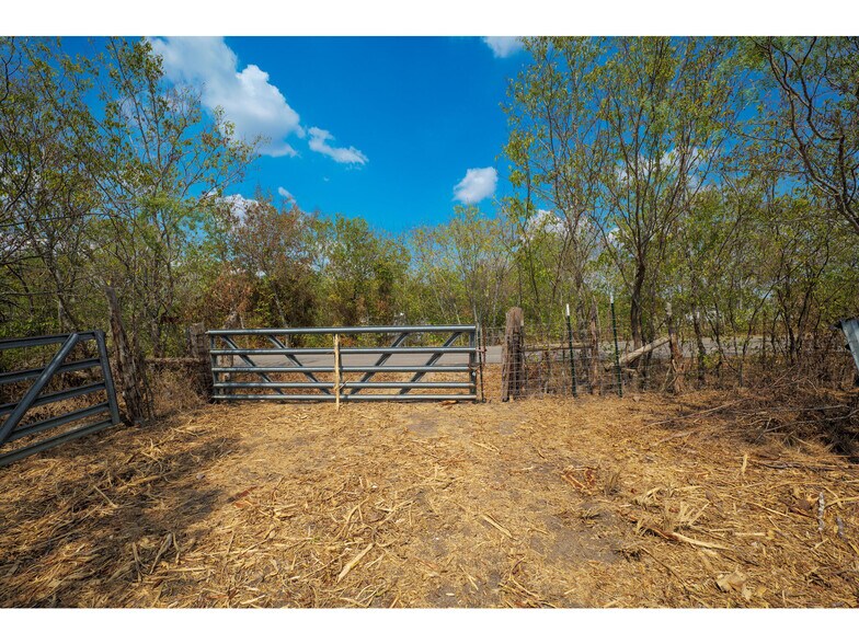 More Photos Of 12129 Glass Rd Tract 3 Rd, Buda Land For Sale