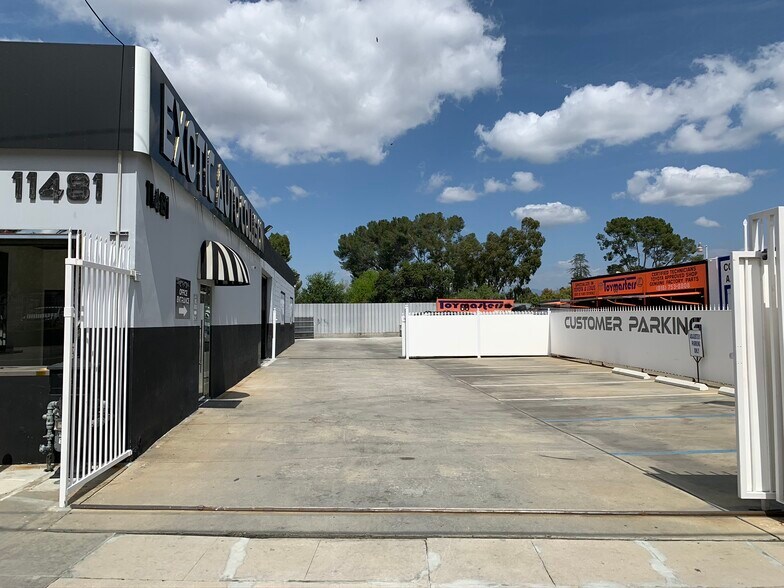 More Photos Of 11481 Ventura Blvd, Studio City Auto Repair For Lease
