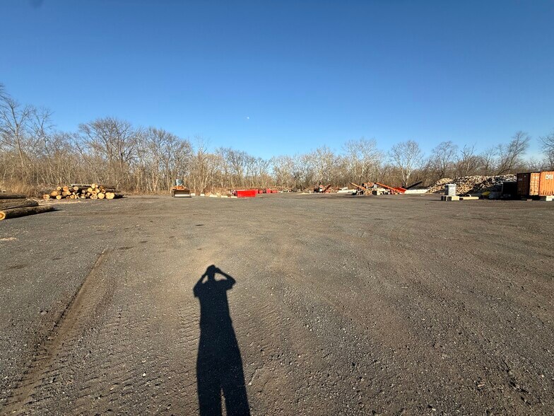 More Photos Of 1861 Lower State Rd, Doylestown Warehouse For Lease