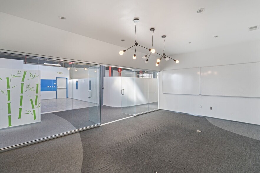More Photos Of 1120 Howard St, San Francisco Office For Lease