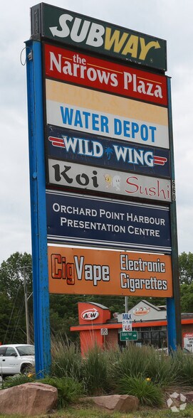 More Photos Of 660 Atherley Rd, Orillia Storefront For Lease