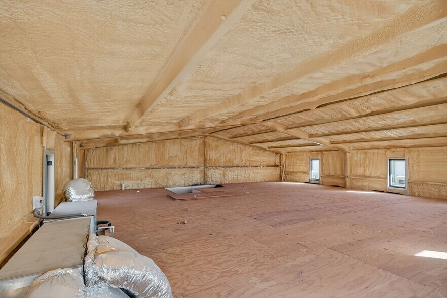 More Photos Of 16680 W Basin St, Odessa Warehouse For Sale