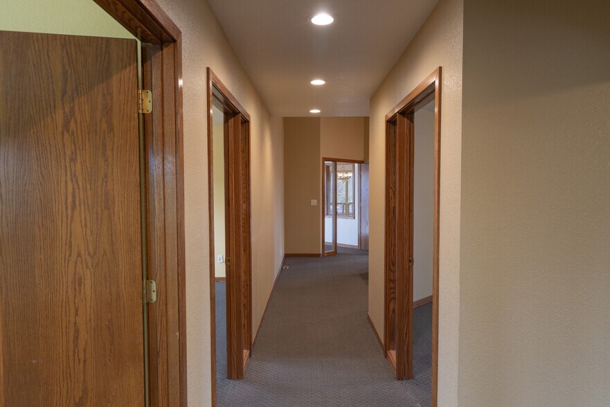 More Photos Of 3702 Manhattan Ave, Fort Collins Office For Lease