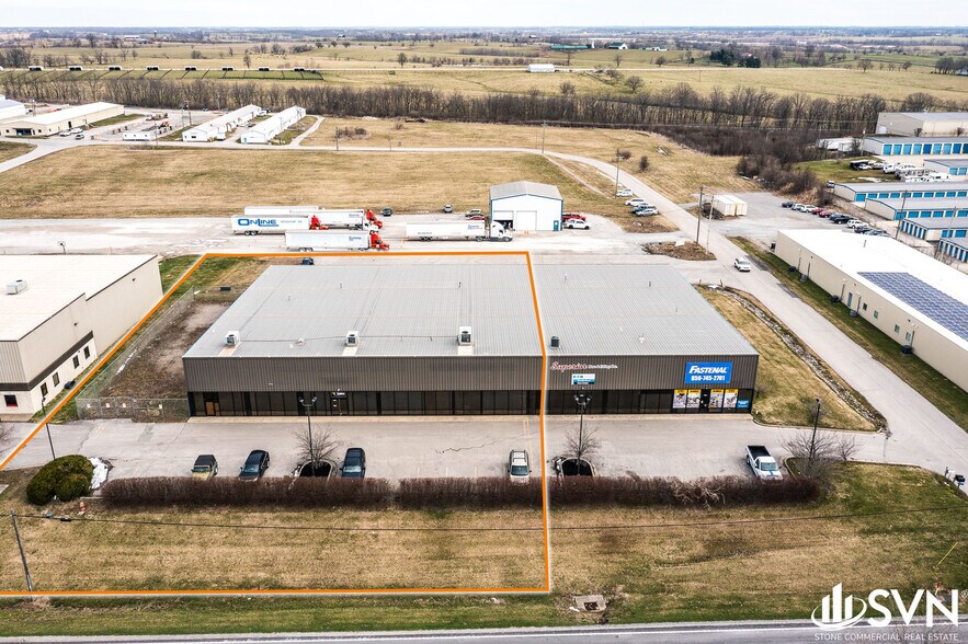 More Photos Of 4745 Rockwell Rd, Winchester Warehouse For Lease