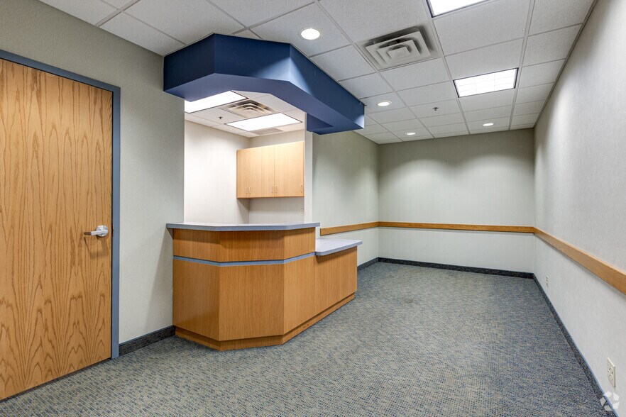 More Photos Of 360 Sherman St, Saint Paul Medical For Sale