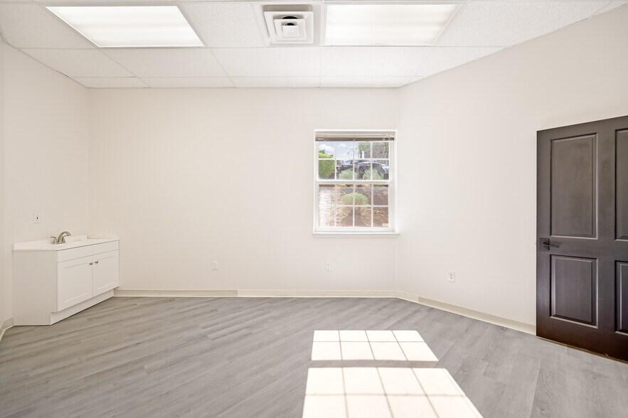More Photos Of 2019 Galisteo St, Santa Fe Office For Lease