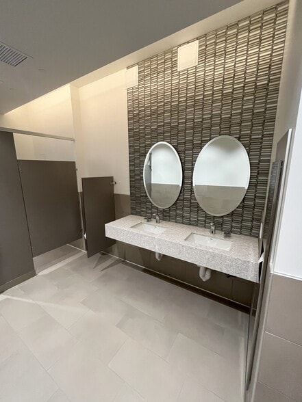 More Photos Of 1360 N Bullard Ave, Goodyear Office For Lease