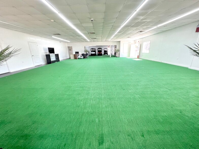 More Photos Of 4822 Gall Blvd, Zephyrhills Freestanding For Lease