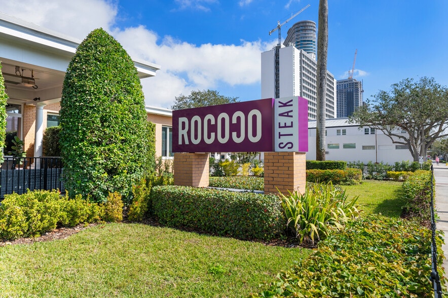 More Photos Of 655 2nd Ave S, Saint Petersburg Restaurant For Sale