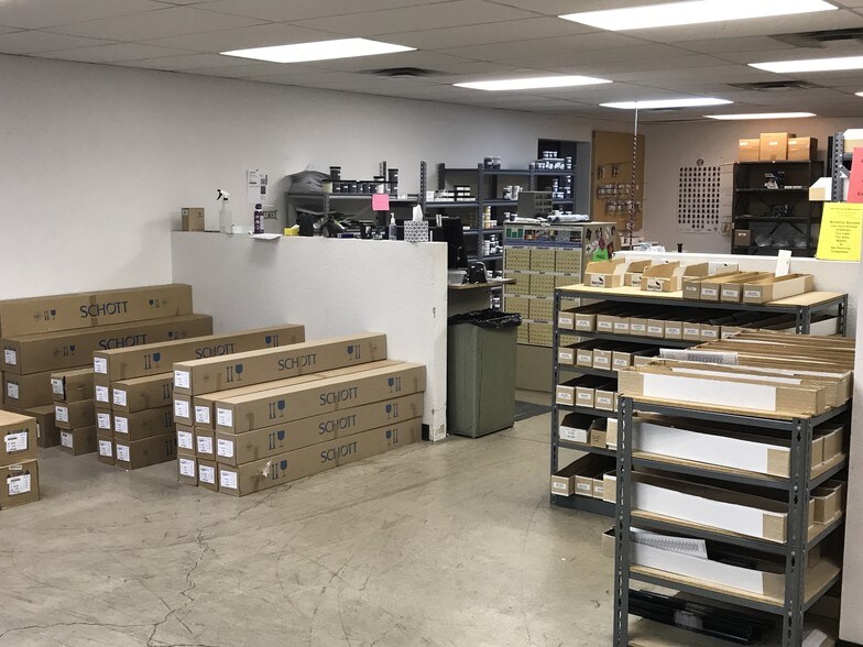 More Photos Of 428-442 Violet St, Golden Unknown For Lease
