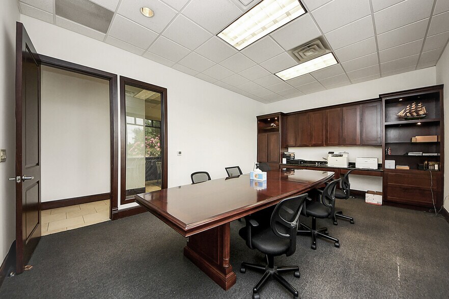 More Photos Of 4610 Riverstone Blvd, Missouri City Medical For Sale