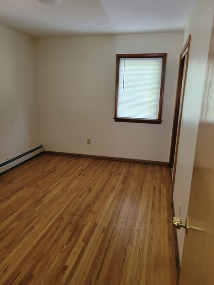 More Photos Of 620 23rd Ave N, Minneapolis Apartments For Sale