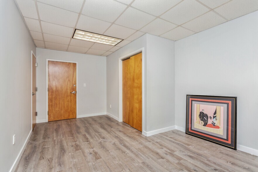 More Photos Of 434-440 White Plains Rd, Eastchester Apartments For Lease