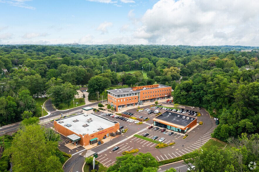 More Photos Of 8120 Old York Rd, Elkins Park Freestanding For Lease