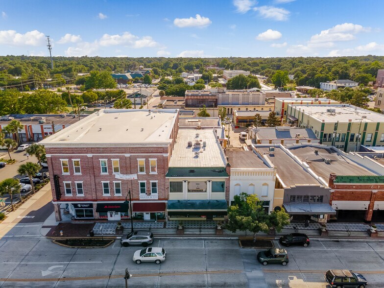 More Photos Of 114 S Woodland Blvd, Deland Storefront For Sale