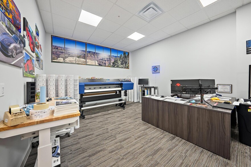 More Photos Of 3126 Jupiter Park Dr, Jupiter Warehouse For Sale