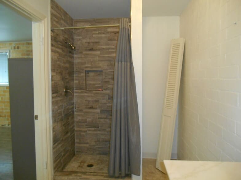 More Photos Of 3803 Bute St, Houston Storefront Retail Residential For Lease