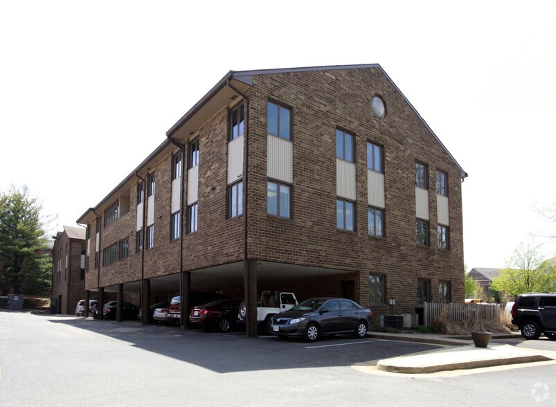 More Photos Of 2915-2917 Hunter Mill Rd, Oakton Medical For Sale