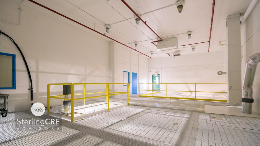 More Photos Of 5840 Expressway, Missoula Warehouse For Sale