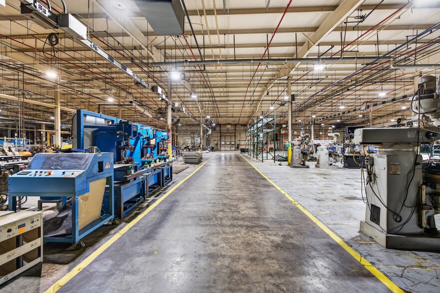 More Photos Of 310 Pennington Dr, Paris Manufacturing For Sale