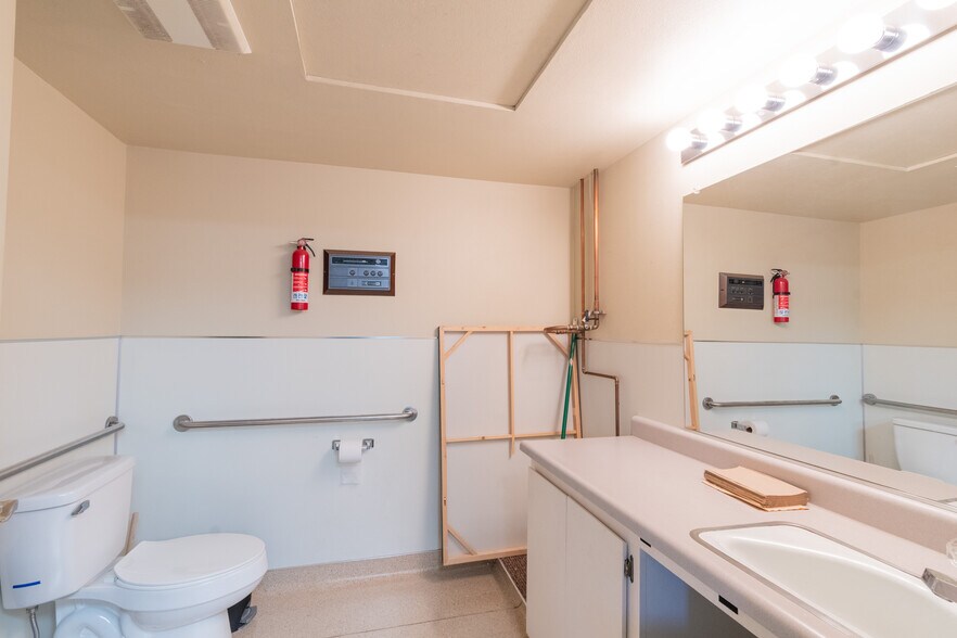More Photos Of 741 21st St, Paso Robles Medical For Sale