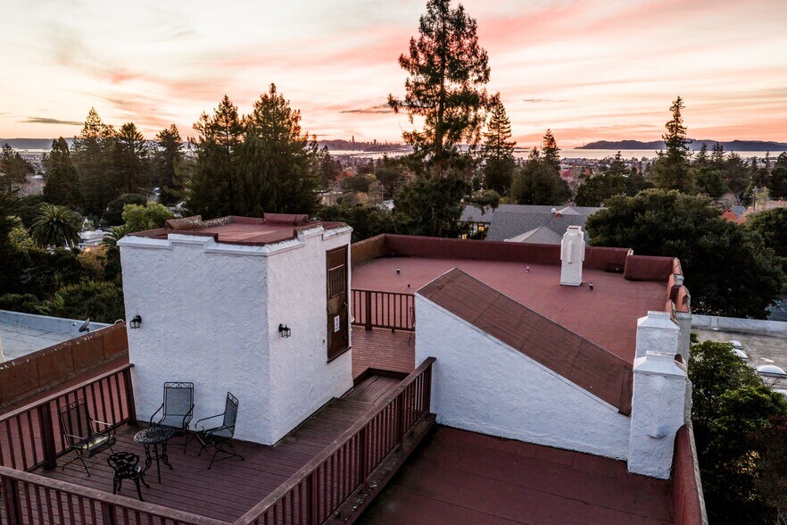 More Photos Of 22 Domingo Ave, Berkeley Apartments For Sale