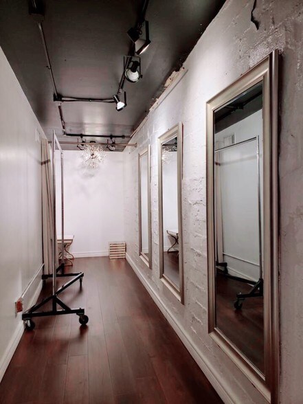 More Photos Of 3616 Washington Ave, Houston Coworking Space