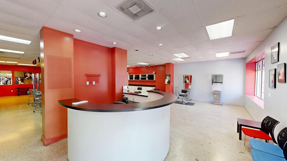 More Photos Of 225 N Ronald Reagan Blvd, Longwood General Retail For Sale