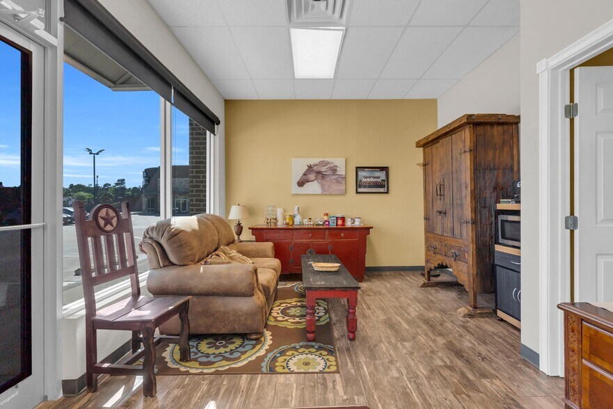 More Photos Of 11828 FM 1488 Rd, Magnolia Storefront Retail Office For Lease