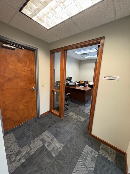 More Photos Of 4257 Southtowne Dr, Eau Claire Office For Lease