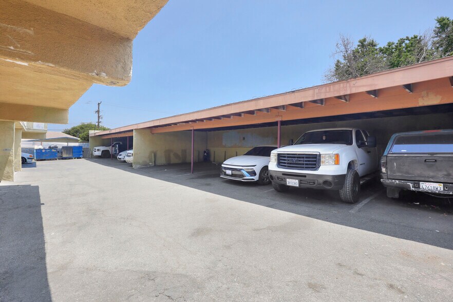 More Photos Of 1212 W 107th St, Los Angeles Apartments For Sale