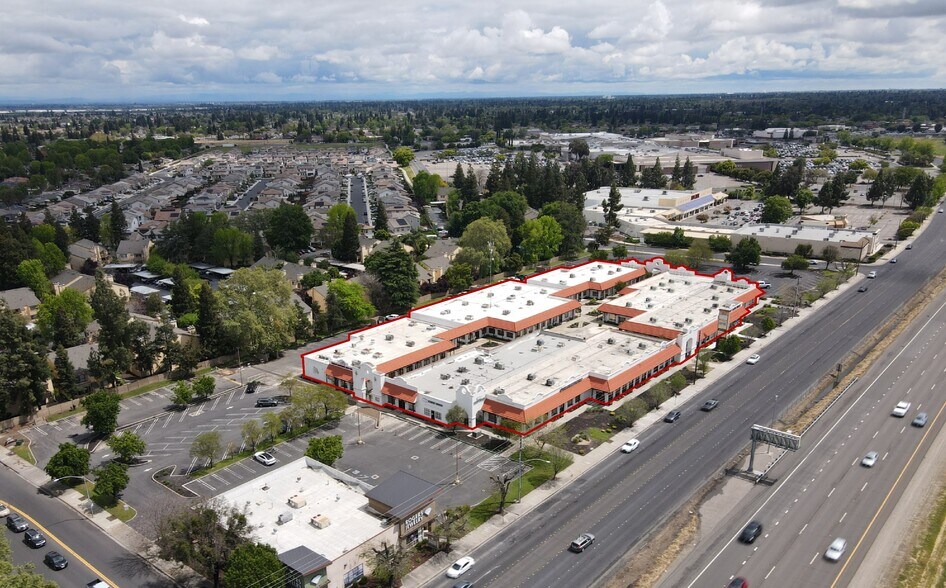 Primary Photo Of 3600 Sisk Rd, Modesto Unknown For Lease