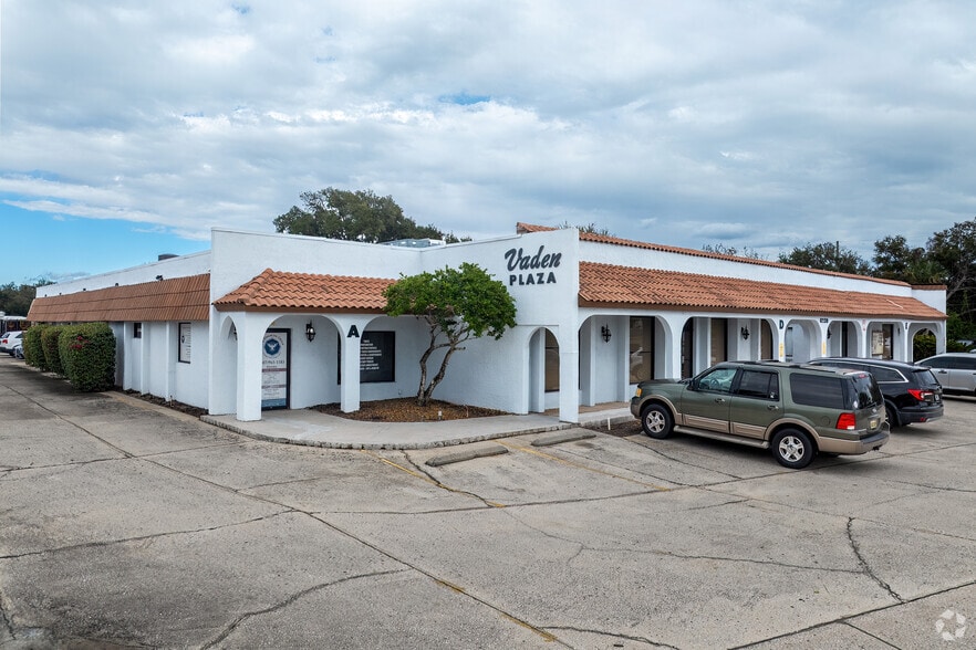 Primary Photo Of 6239 Edgewater Dr, Orlando Unknown For Lease