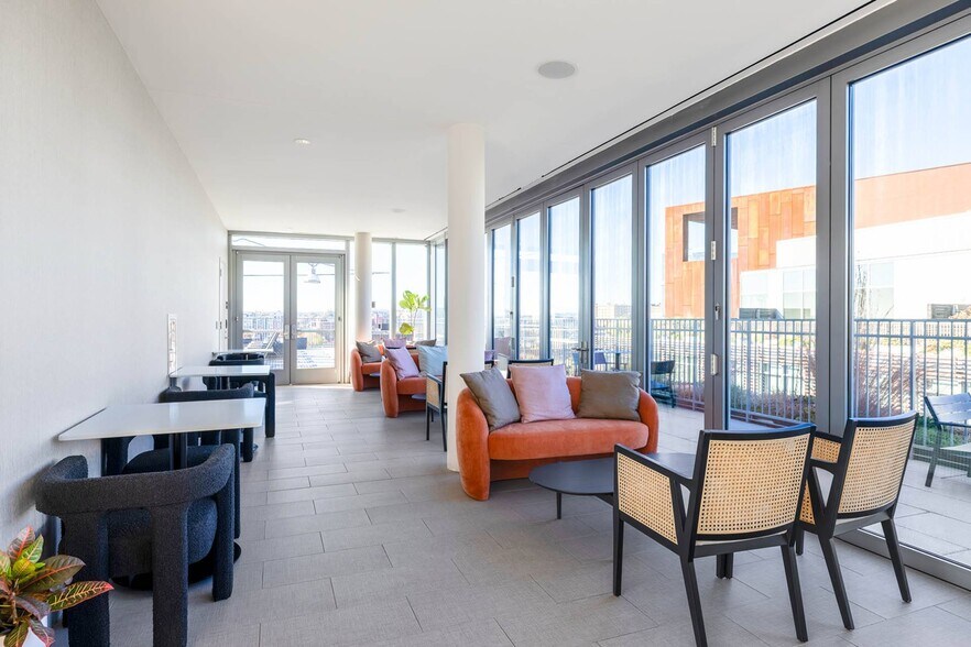 More Photos Of 901 W St NW, Washington Apartments For Lease