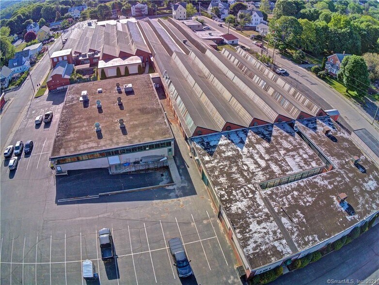 More Photos Of 90 S Park St, Willimantic Warehouse For Lease