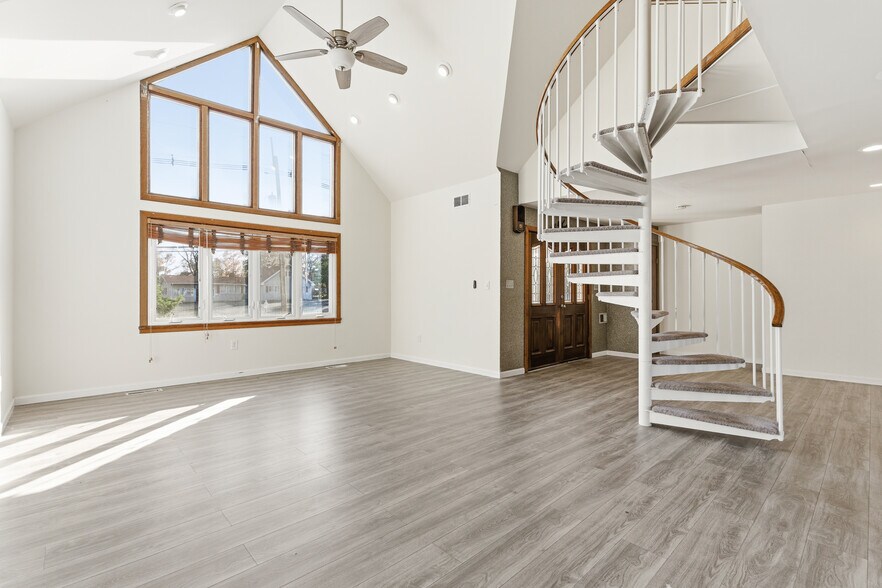 More Photos Of 1818 Oak Tree Rd, Edison Medical For Lease