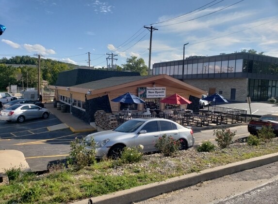More Photos Of 544 Gravois Rd, Fenton Restaurant For Lease