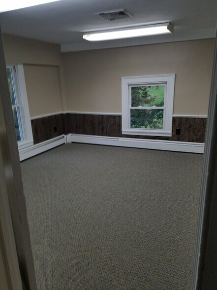 More Photos Of 406 Main St, Great Barrington Office Residential For Sale
