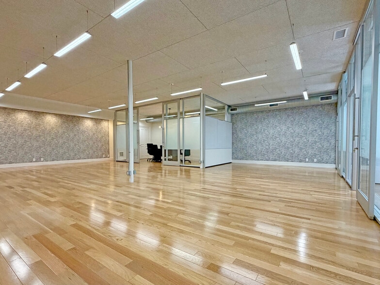 More Photos Of 925 De La Vina St, Santa Barbara Office For Lease
