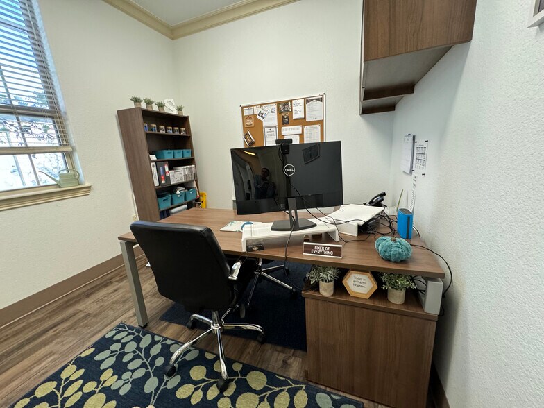More Photos Of 2271 E Continental Blvd, Southlake Medical For Lease