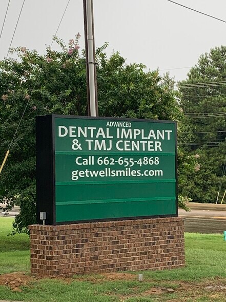 More Photos Of 7135 Getwell Rd, Southaven Office For Lease