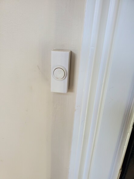 More Photos Of 5400 Laurel Springs Pky, Suwanee Office Residential For Lease